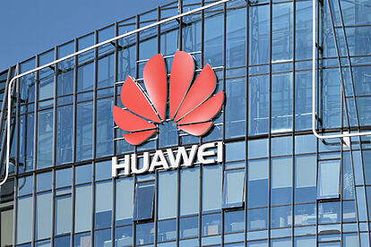 Huawei se mantiene en pie pese al veto de Estados Unidos