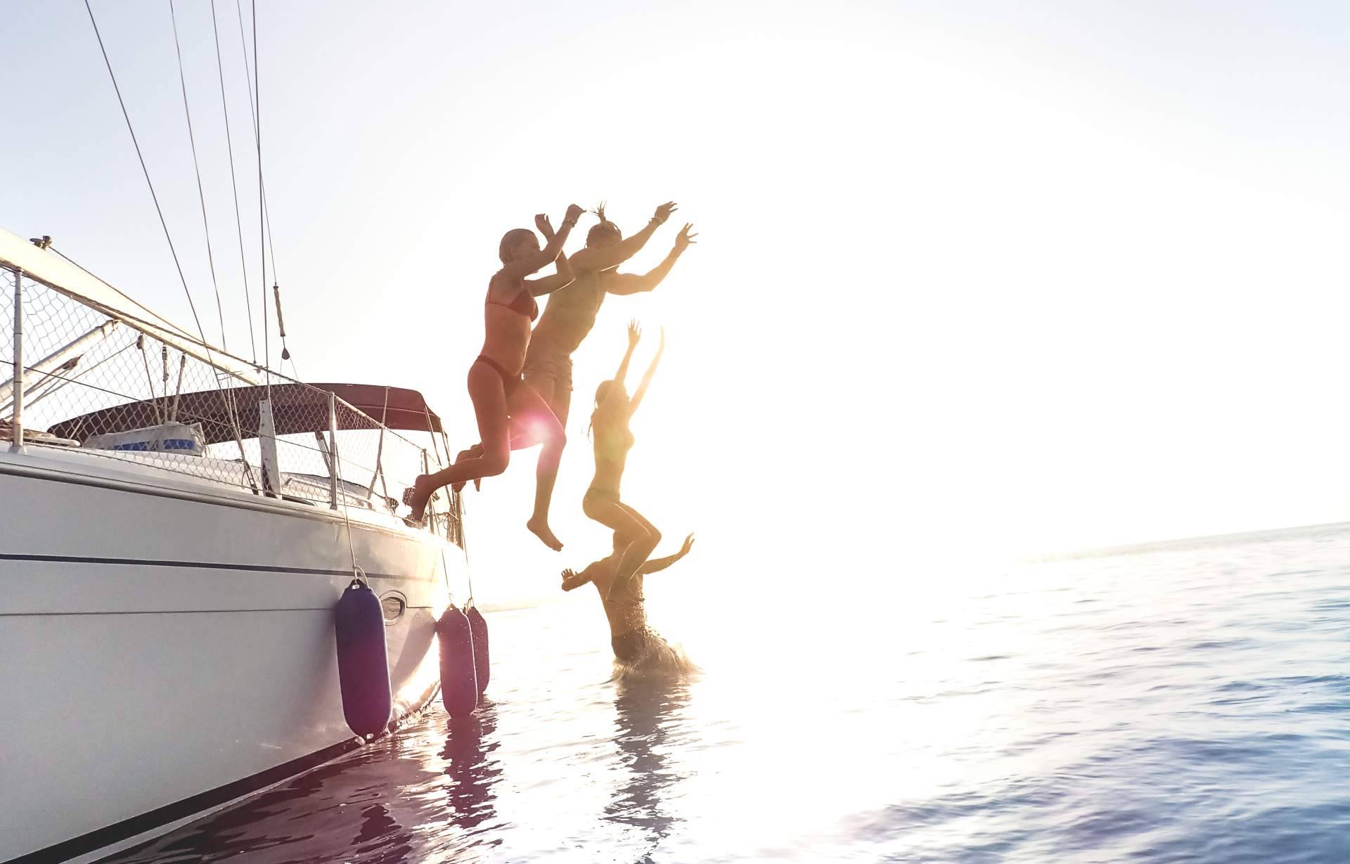 Regalar experiencias en el mar con los bonos que ofrece Navega y comparte