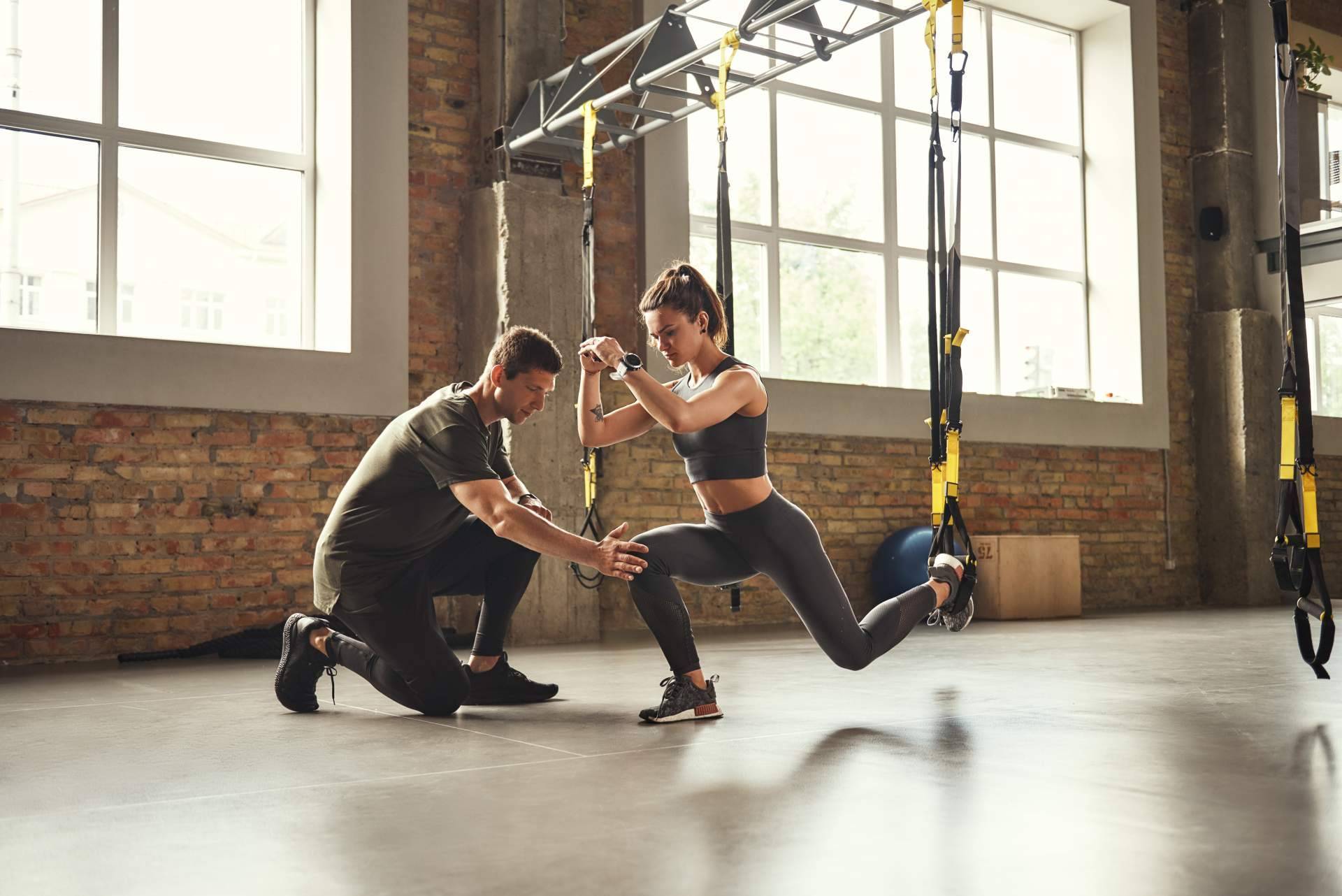 Los beneficios del entrenamiento físico y la facilidad para encontrar un centro cerca con DeGimnasios