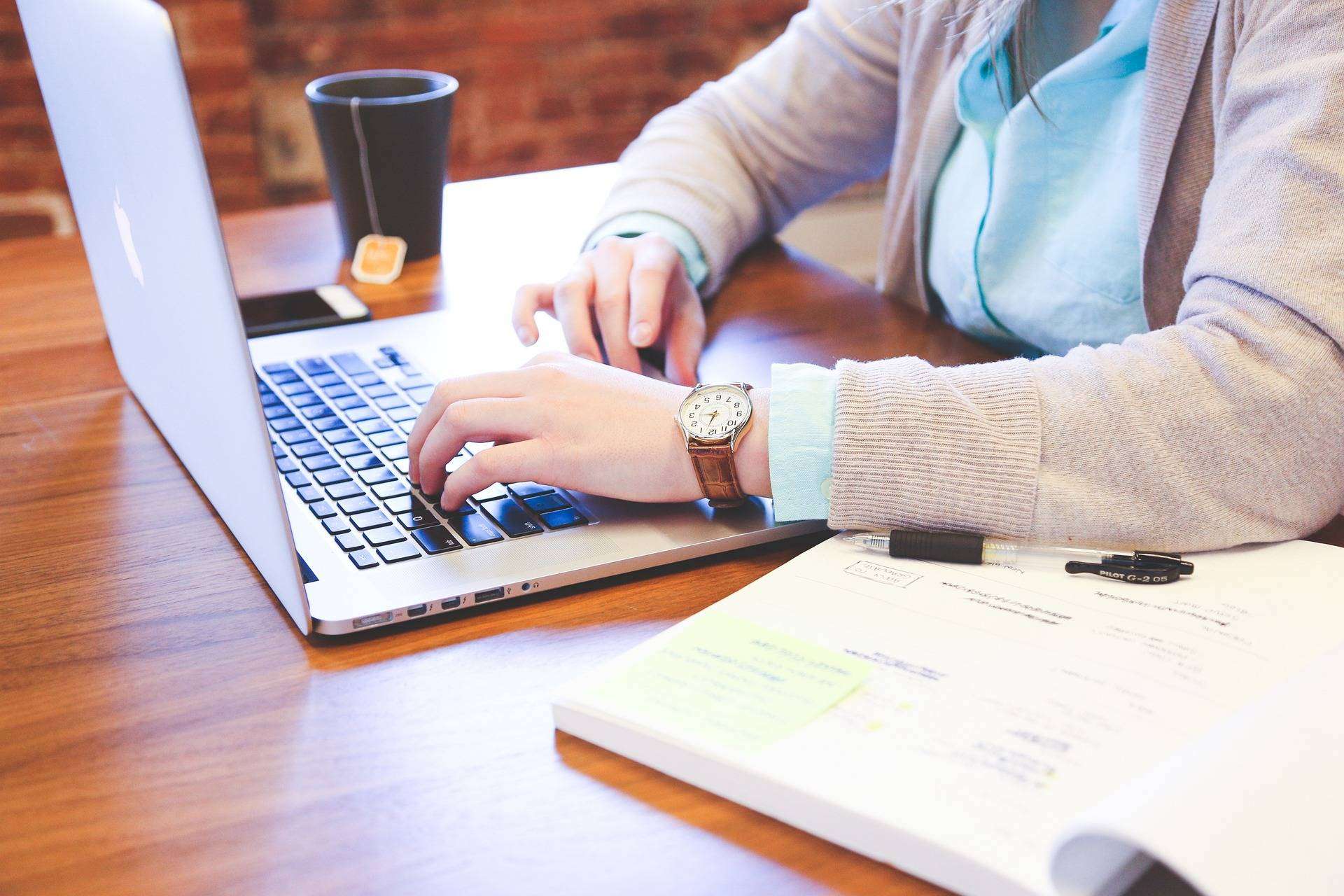 E-Turia, la startup que compite con SAP Commerce Cloud