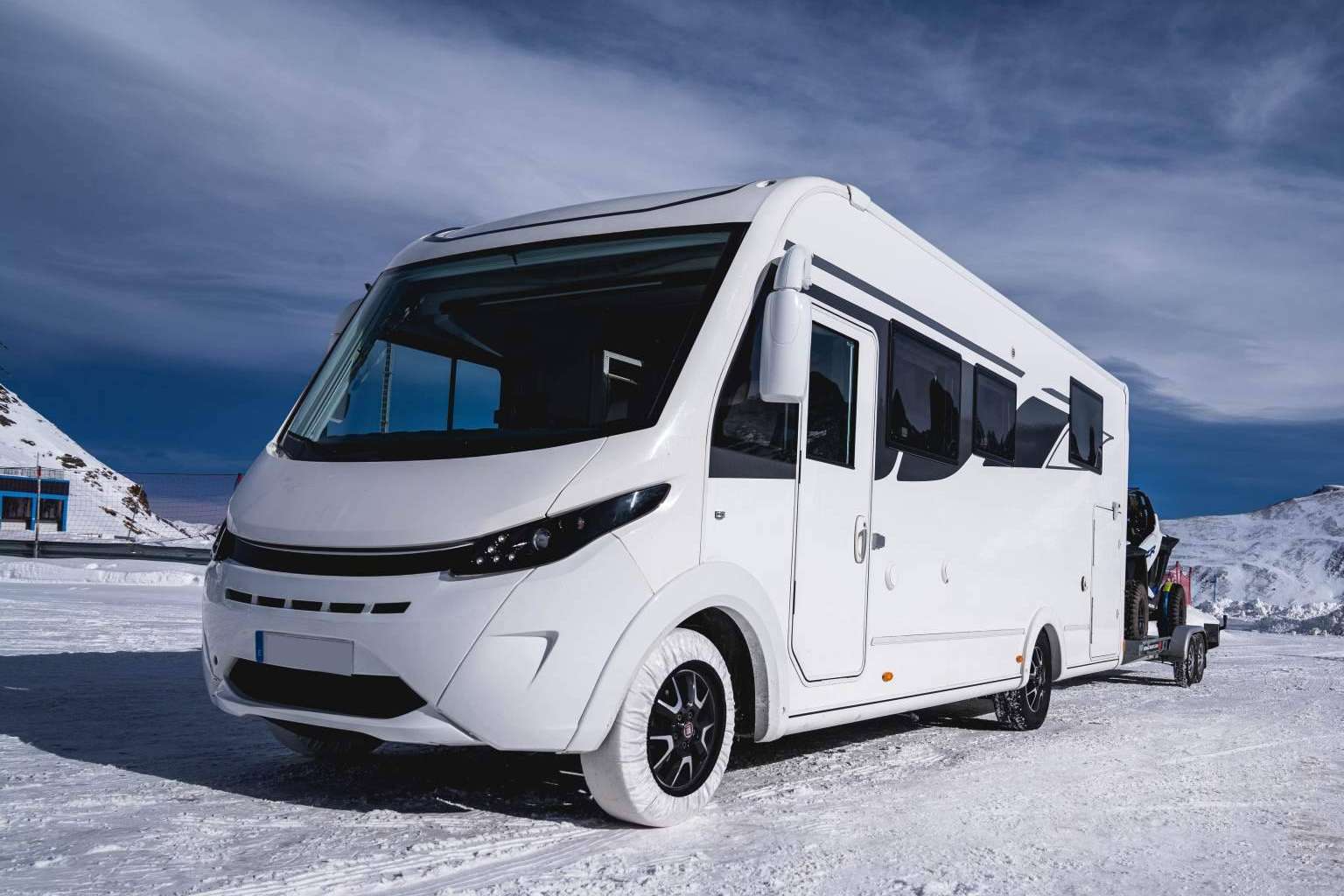 Un imprescindible para equipar el automóvil y prepararlo para la nieve son las cadenas para nieve