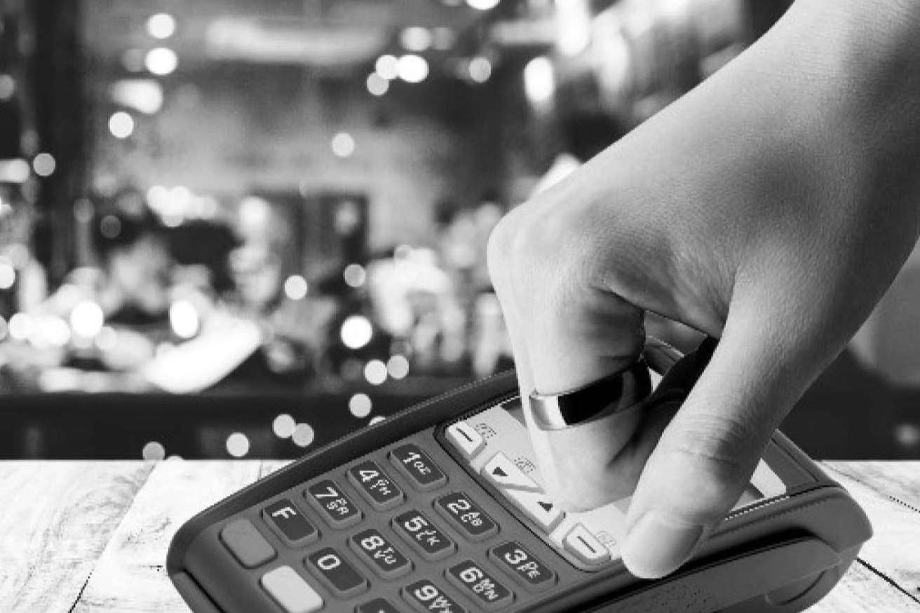 ​​Rikki, el anillo inteligente con el que se puede pagar igual que una tarjeta bancaria