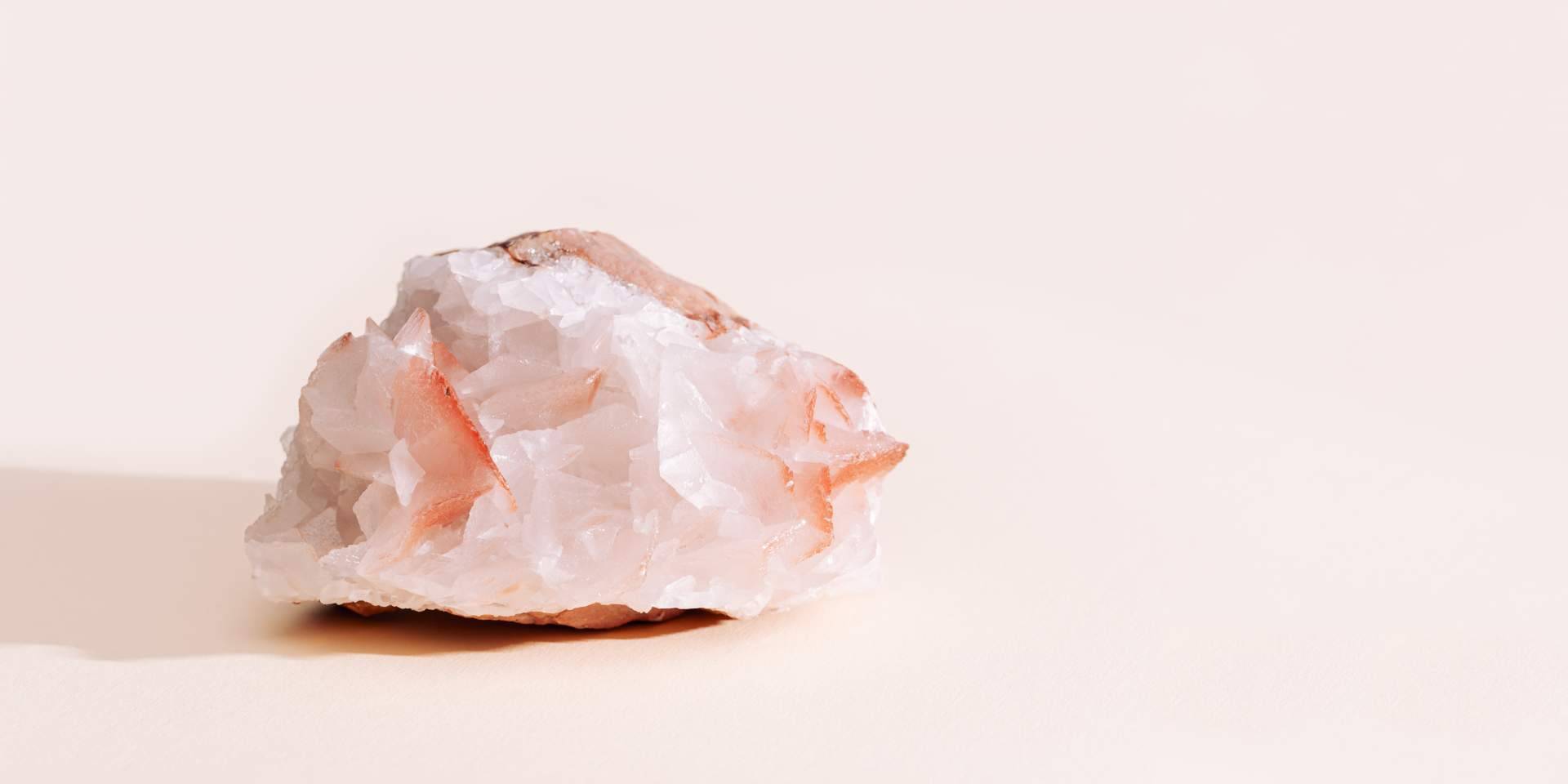 Piedras protectoras para casa de la mano de Tierra de Gemas