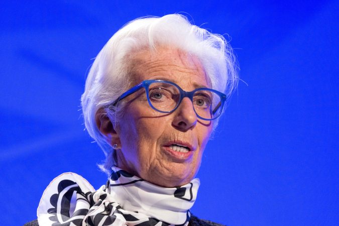 Christine Lagarde, presidenta del BCE, se prepara para subir los tipos por la inflación