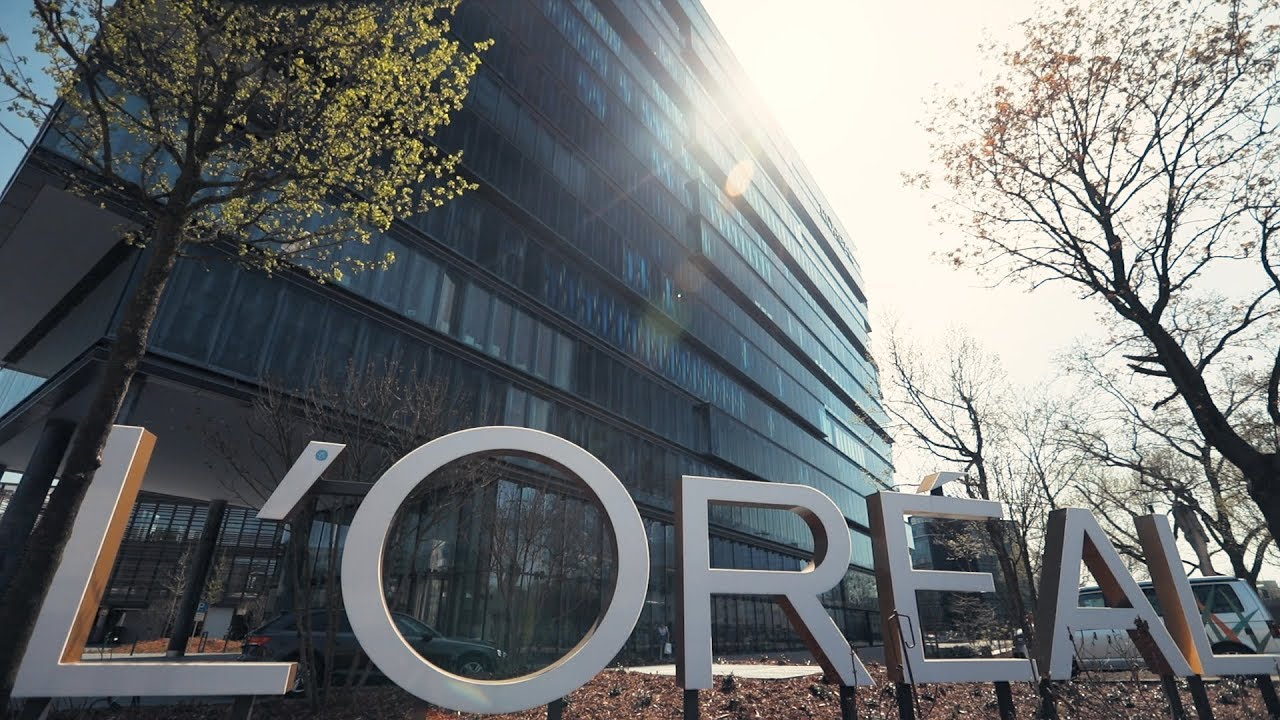 L’Oréal se frena en los 400 euros: ¿Podría pasar a tendencia bajista?
