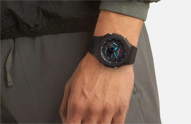 Reloj de hombre G-Shock 2100 Series GA-2100-1A2ER de resina negro