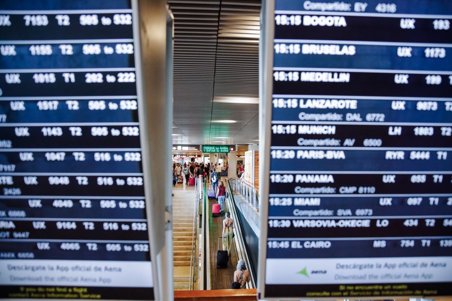 Kayak avisa de un aumento de los precios de los vuelos en verano pese a las low cost