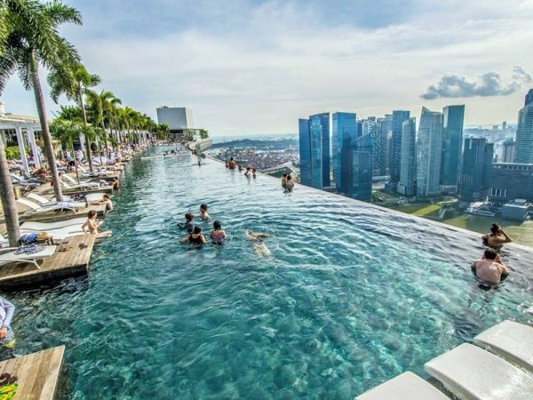 Piscinas espectaculares: Hotel Marina Bay Sands (Singapur)