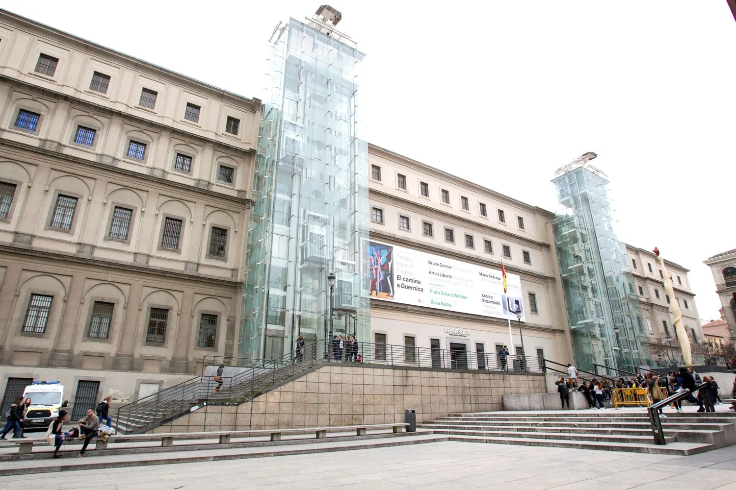 Museo Reina Sofía, Madrid: Como visitar las obras de Salvador Dalí, Joan Miró y Pablo Picasso