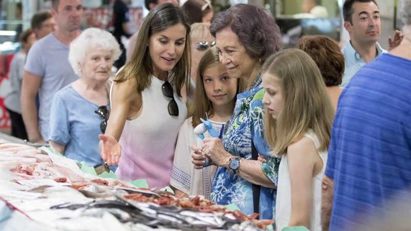 Reina Letizia: las mayores broncas que ha tenido con la Casa Real 1 Merca2.es En Palma de Mayorca