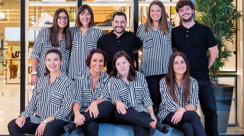 Stradivarius: cuánto podrías cobrar si trabajas en las rebajas de 2023 31 Merca2.es Beneficios para empleados