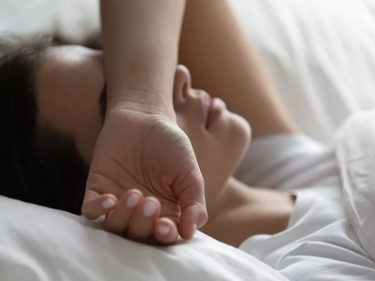 Estos son los riesgos para la salud de acostarse tarde todos los días