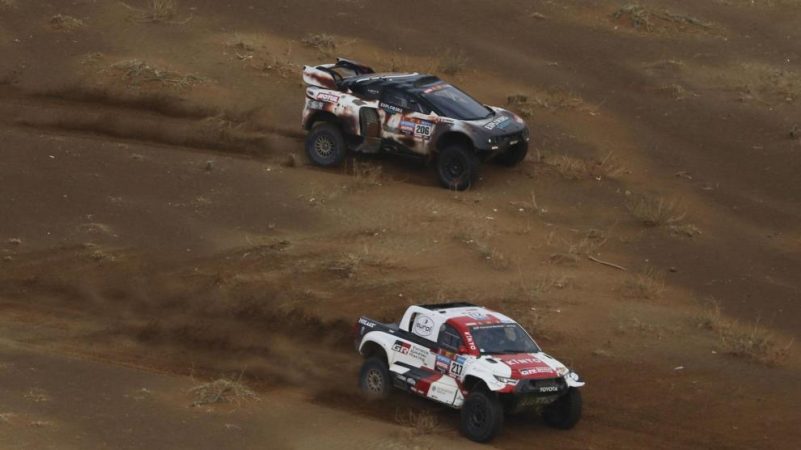 al attiyah disputando la septima etapa del rally dakar 2023 Merca2.es
