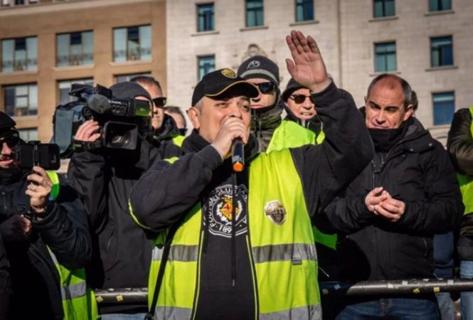Alberto Álvarez, líder de los taxistas en Barcelona, traslada la movilización contra Free Now a Madrid