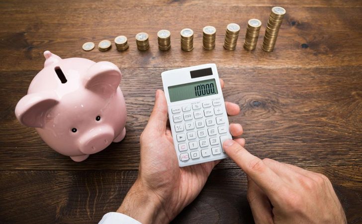 Reducir los gastos y buscar nuevos ingresos