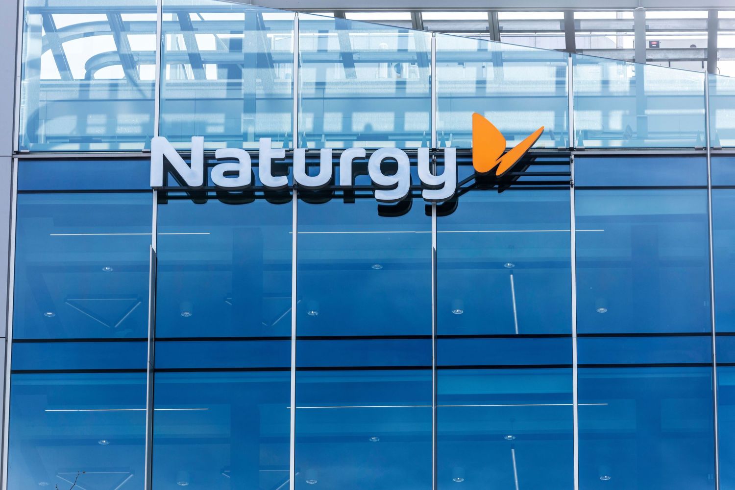 IFM busca la carambola en Naturgy pendiente de GIP, Repsol y Argelia