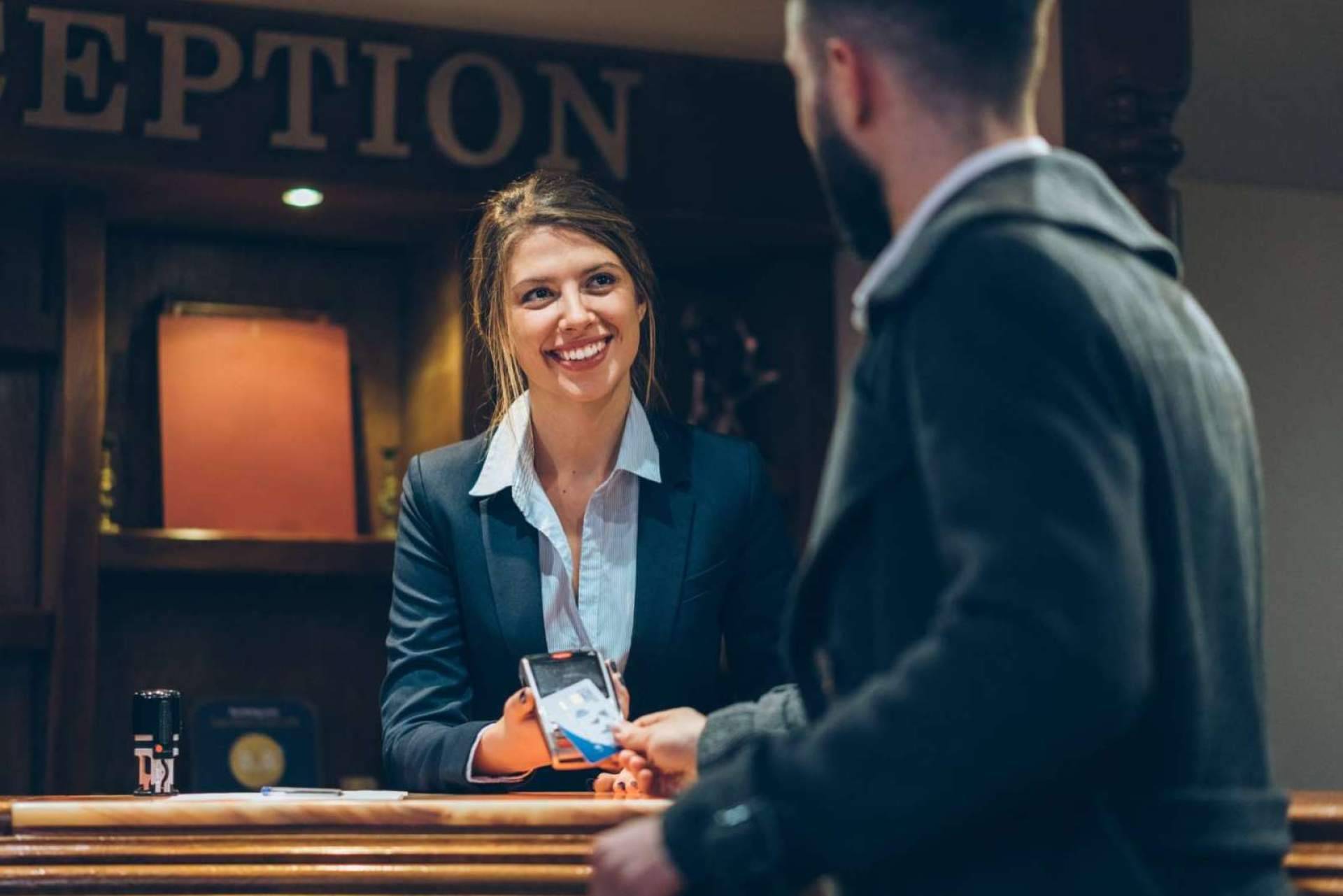Oh My Business presenta el nuevo servicio para restaurantes y hoteles