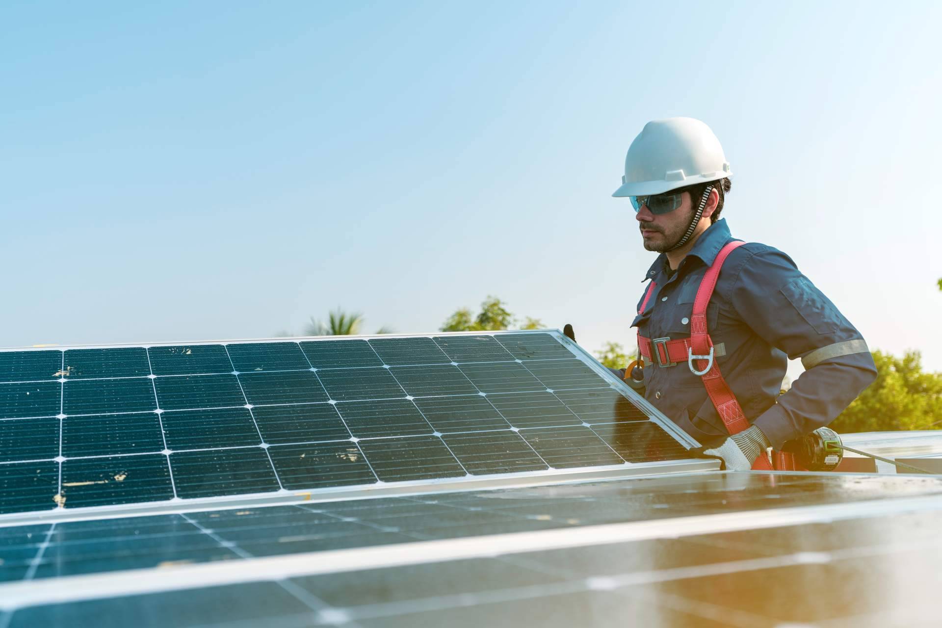 Enerbal explica los beneficios de la asesoría energética