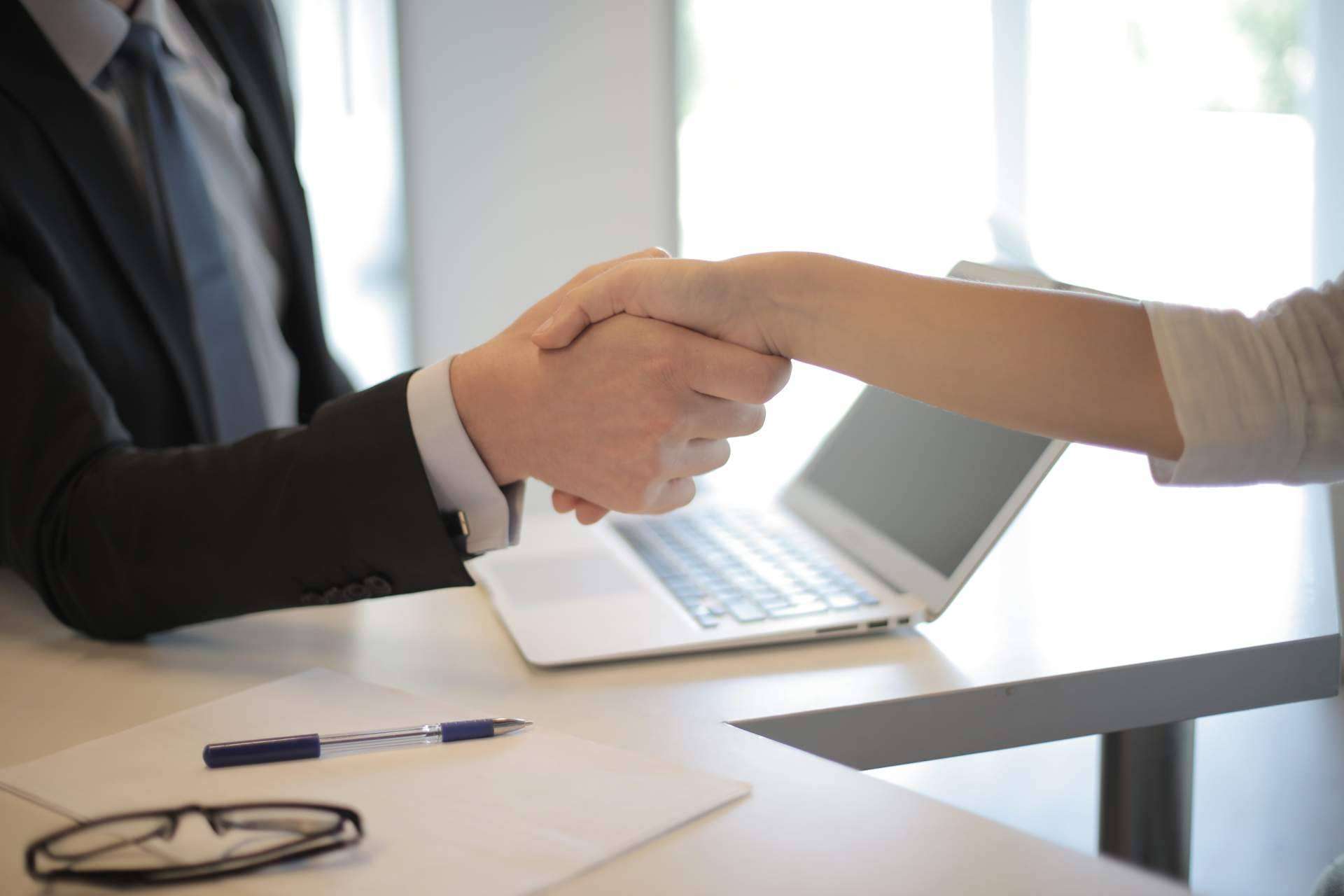 Los requisitos para acceder a un préstamo sin nómina de capital privado, por BirdCapital