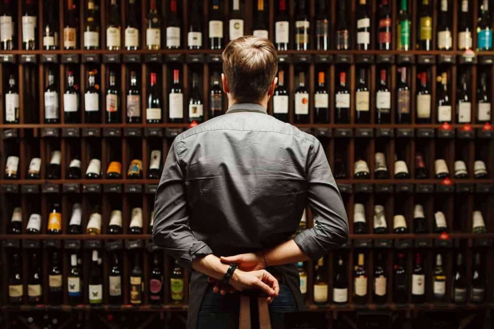 Los beneficios de tener una carta de vinos digital con Winerim