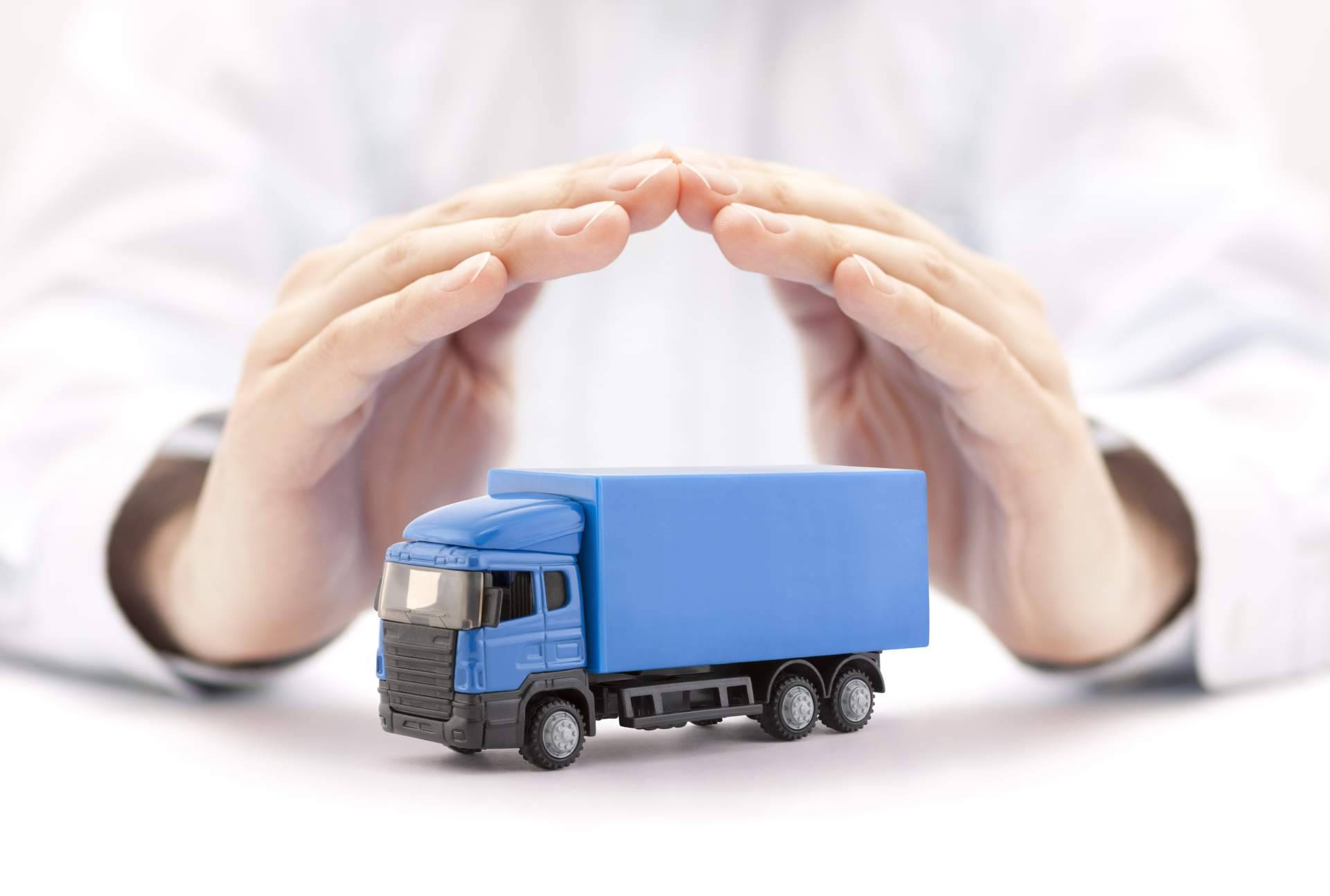 ¿Qué cosas hay que tener en cuenta al contratar un seguro de transporte?