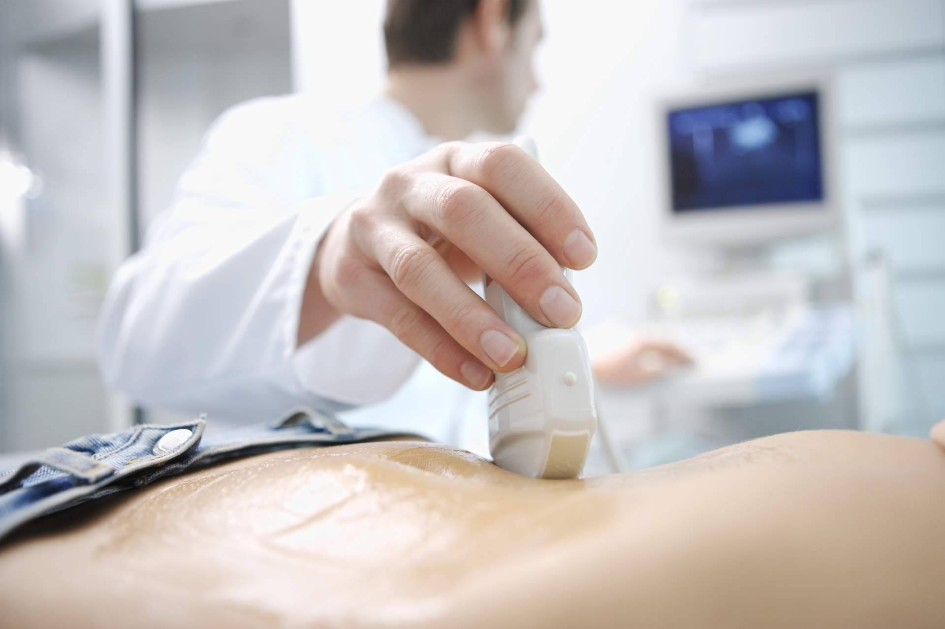 Los beneficios de usar los informes clínicos de Health Net Connections en hospitales