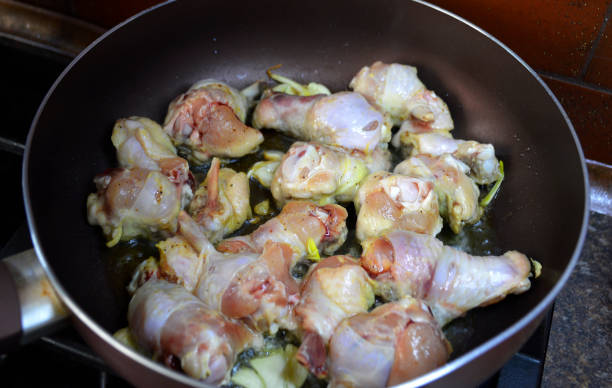 Preparación de las alitas de pollo a la cerveza