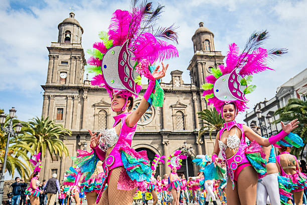 Los mejores pueblos de España para pasarlo bomba en Carnaval