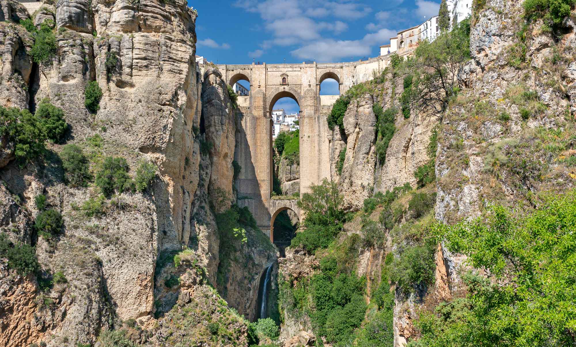 8 motivos para visitar Ronda: Visitas, puente rumano y plaza de toros
