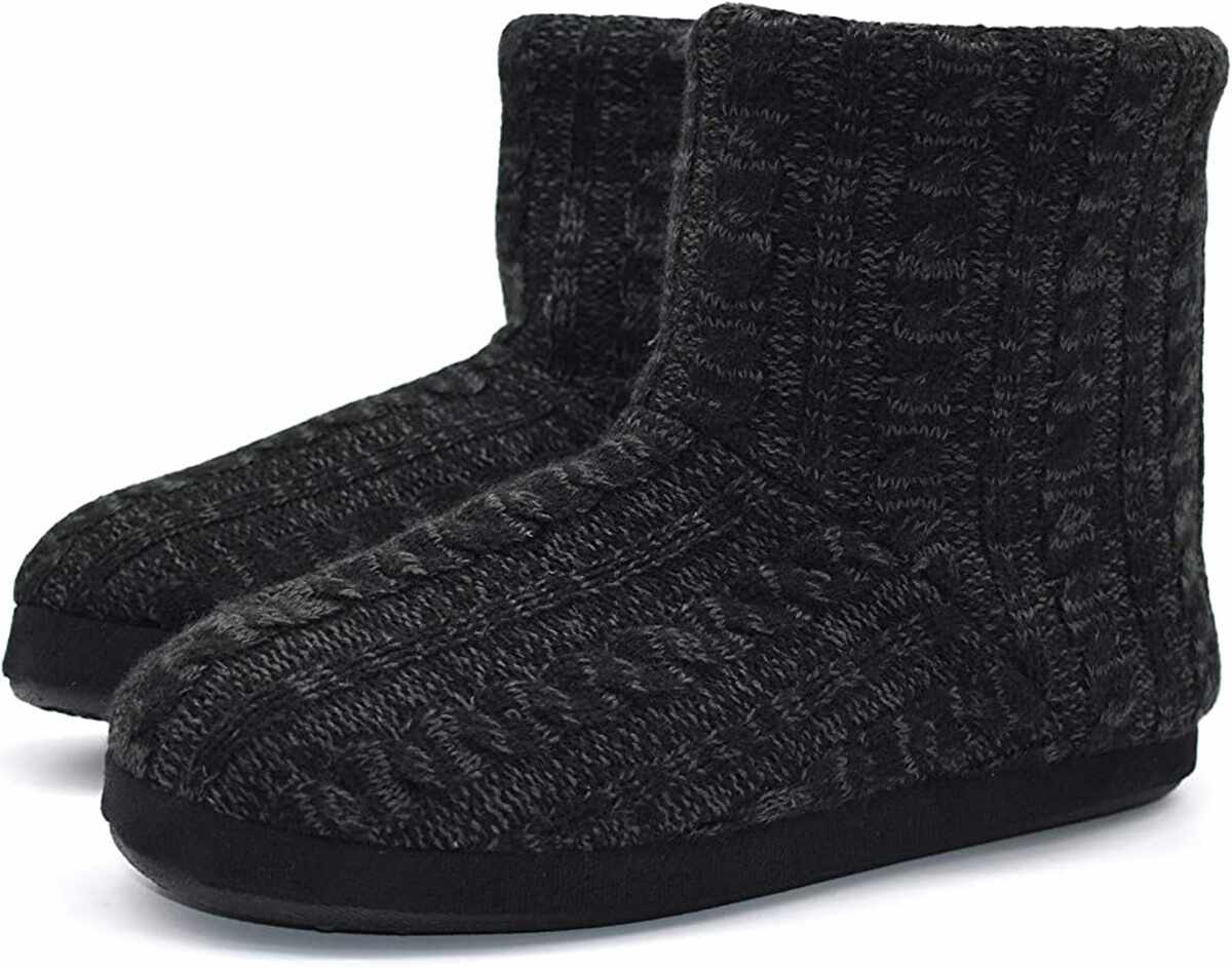 Las zapatillas de casa muy calentitas y cómodas por menos de 20 euros en Amazon
