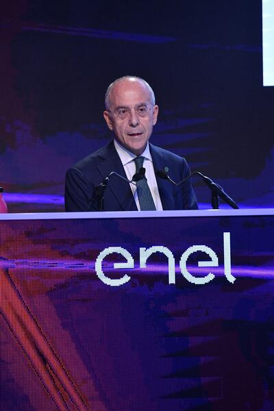 Enel lanza con éxito un bono vinculado a la sostenibilidad de doble tramo por 1.500 millones