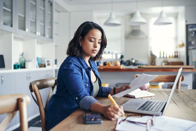 Cantidad que recibes de pension tras 15 anos cotizados Merca2.es