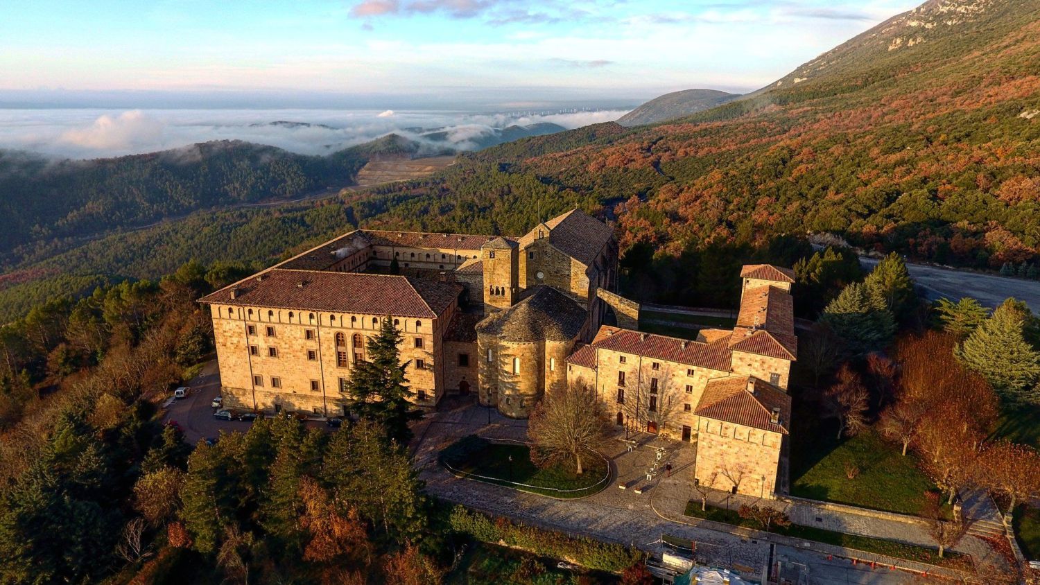 Monasterio de Leyre, una mezcla de estilos arquitectónicos