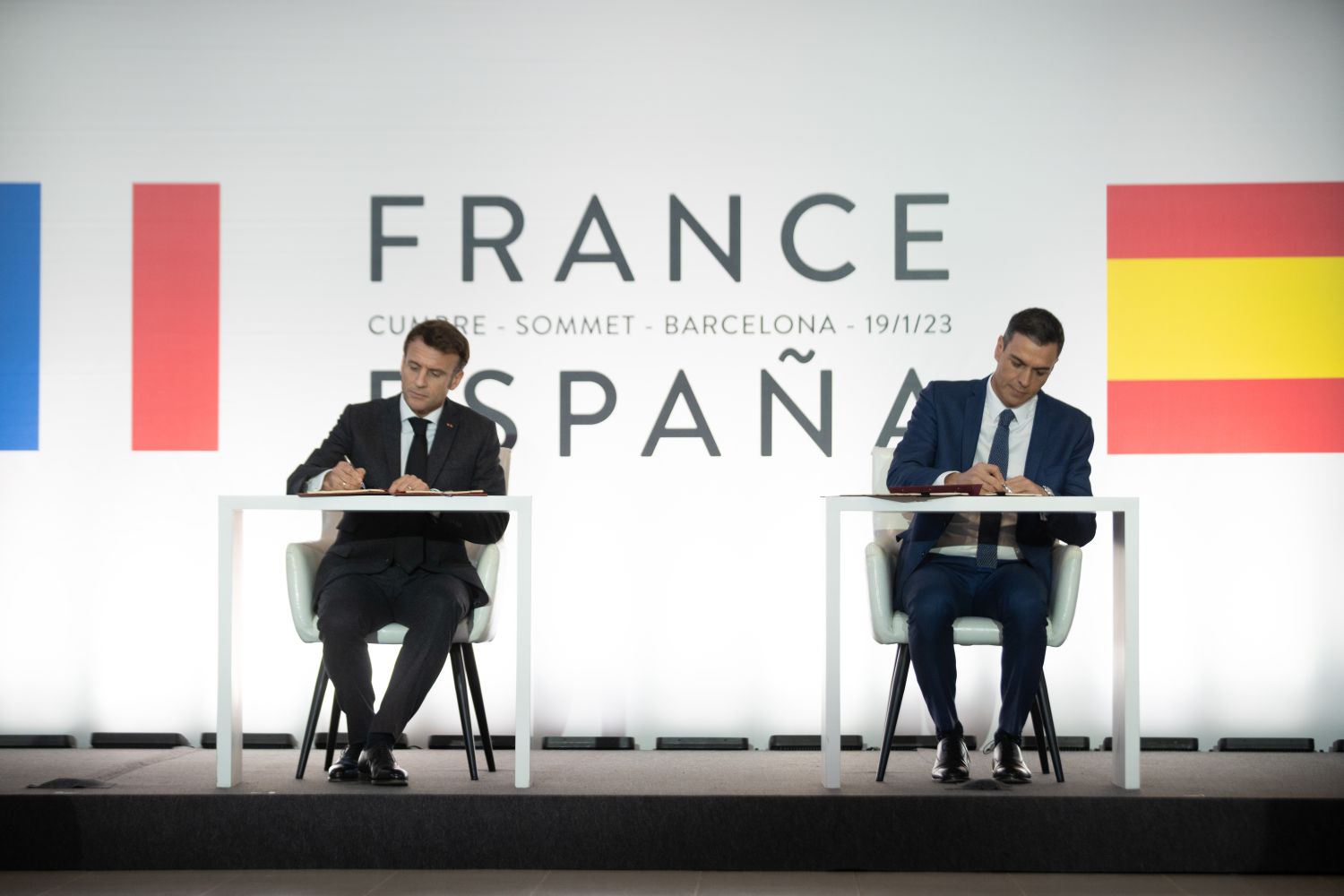 Francia le enmienda la plana a la vicepresidenta Ribera respecto al H2Med: el hidrógeno nuclear va