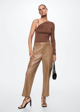 Pantalón cargo de cuero de Mango