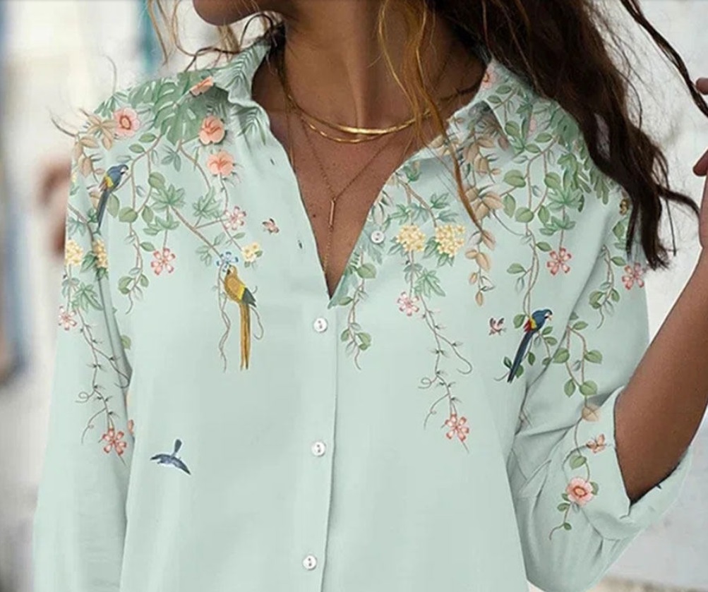 camisa con estampado floral