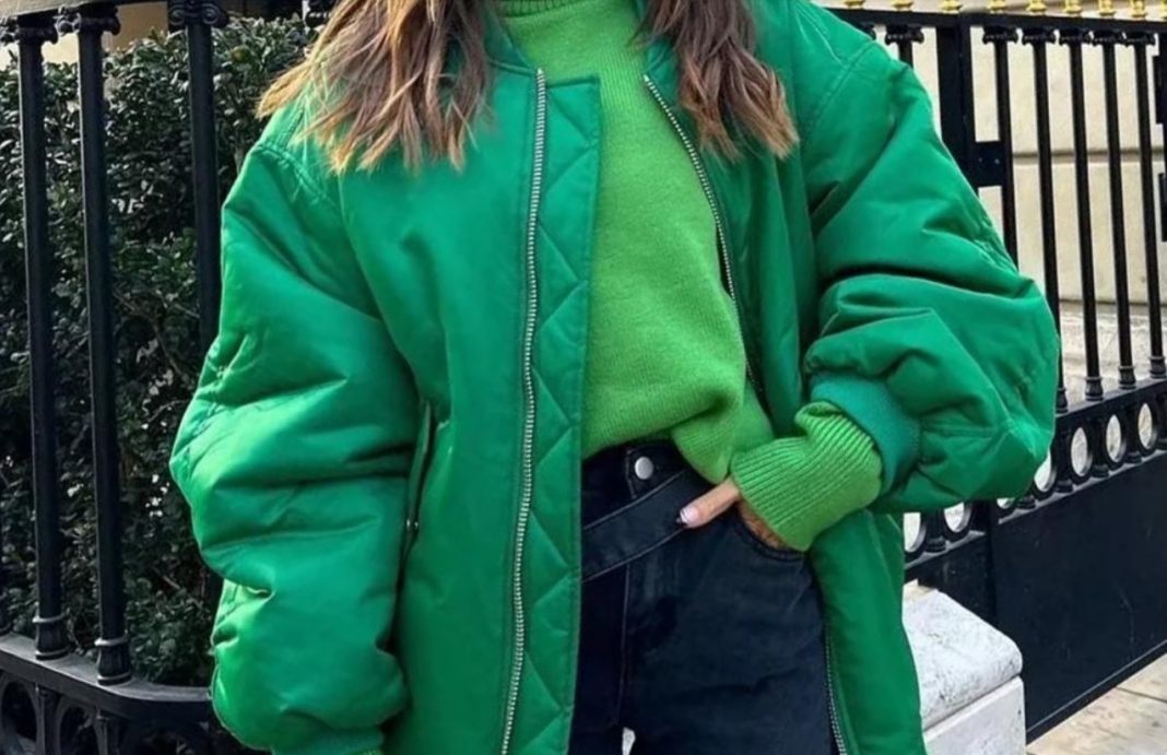 chaqueta bomber verde
