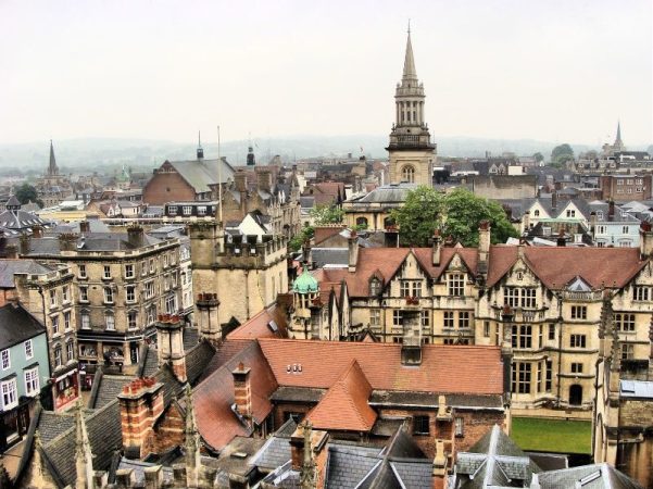 Oxford 79,7%