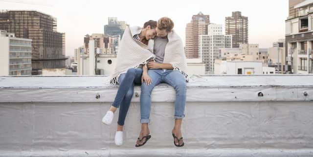 ¿Qué hacen las parejas felices?