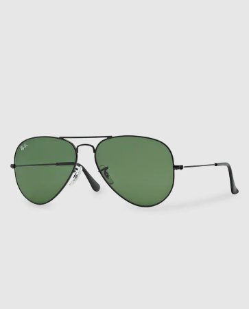 Las gafas de sol rebajadas de Ray Ban en El Corte Inglés que querrás ponerte hasta en la