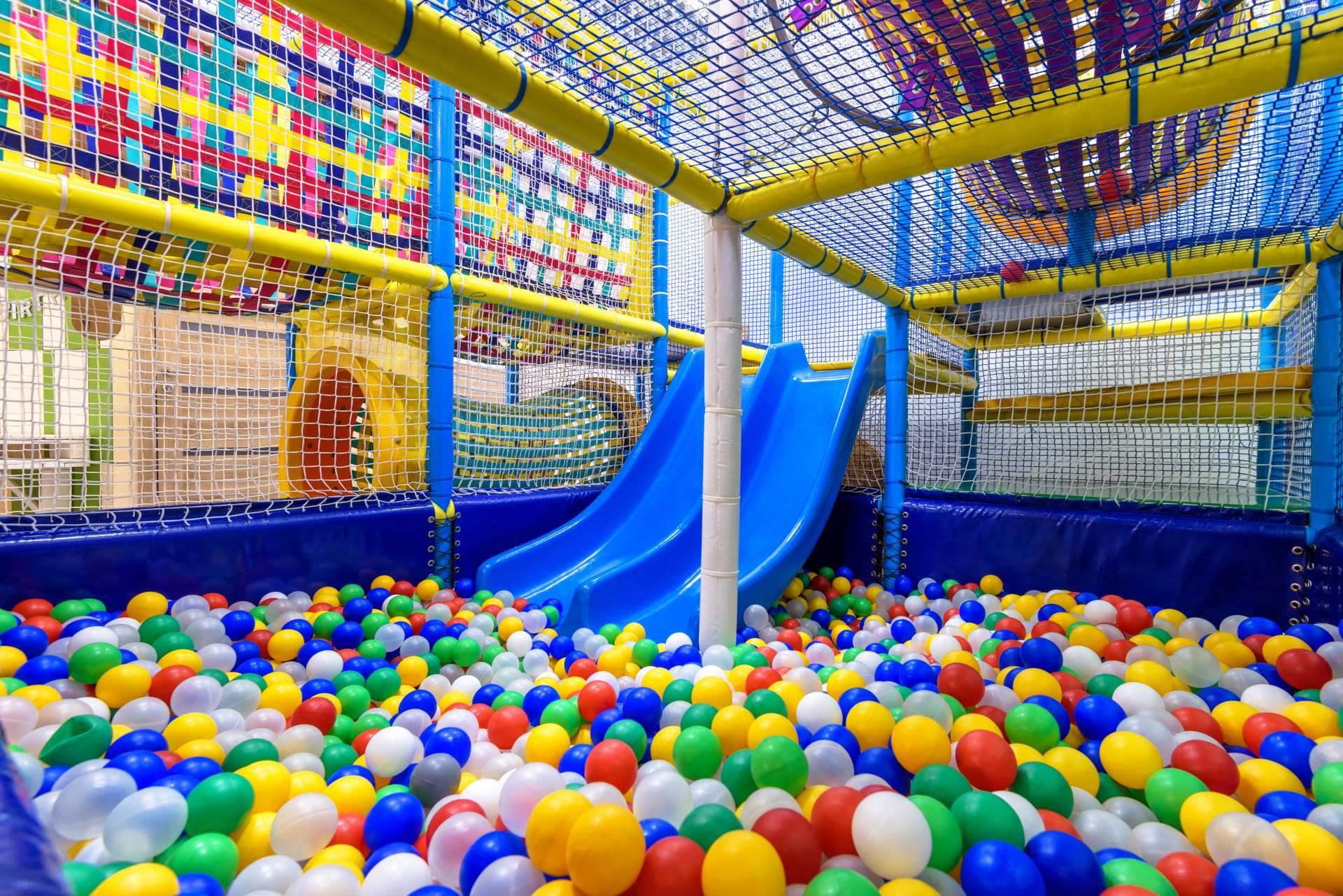 Bridas para parques infantiles disponibles en el catálogo de productos de Infosolucion