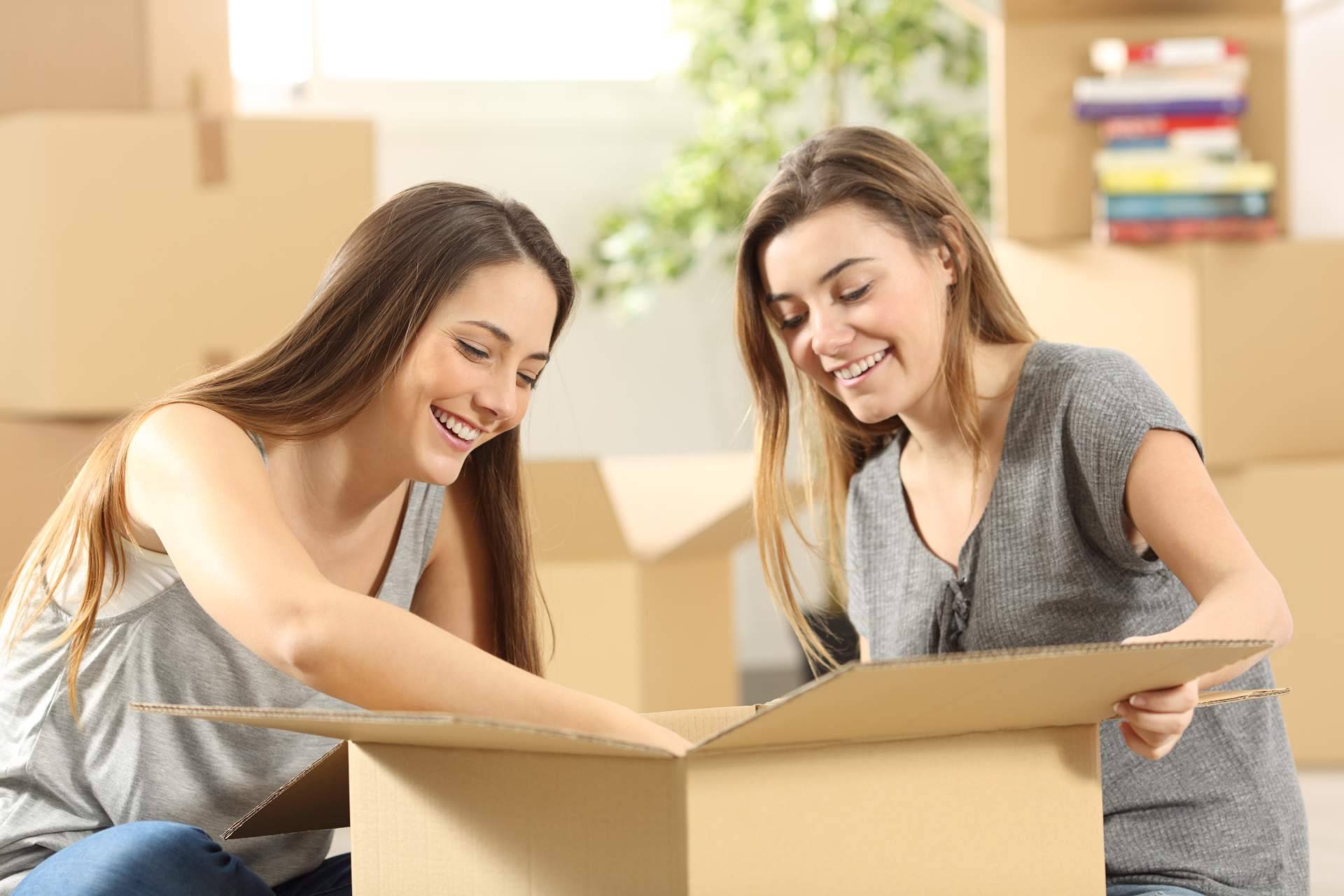 Valencia y Granada son algunas de las ciudades más populares entre los universitarios para alquilar una habitación