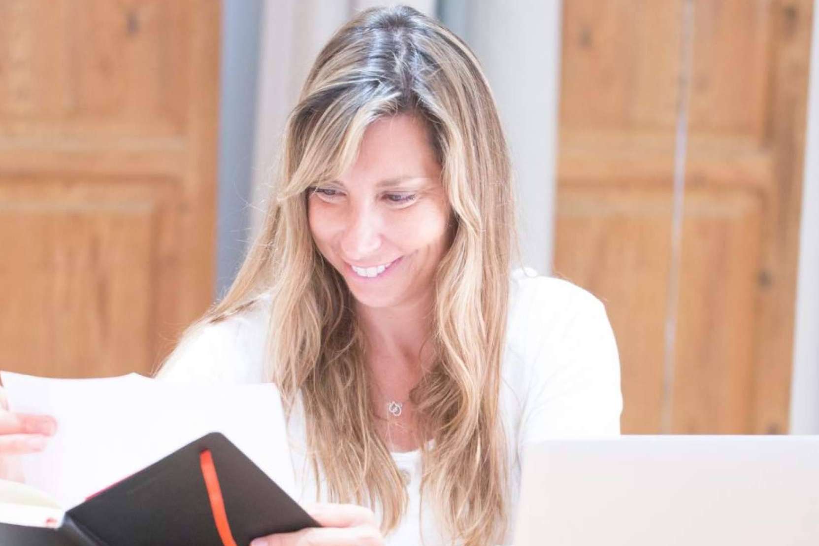 El puesto de community manager sanitario es una nueva profesión requerida por farmacias y clínicas