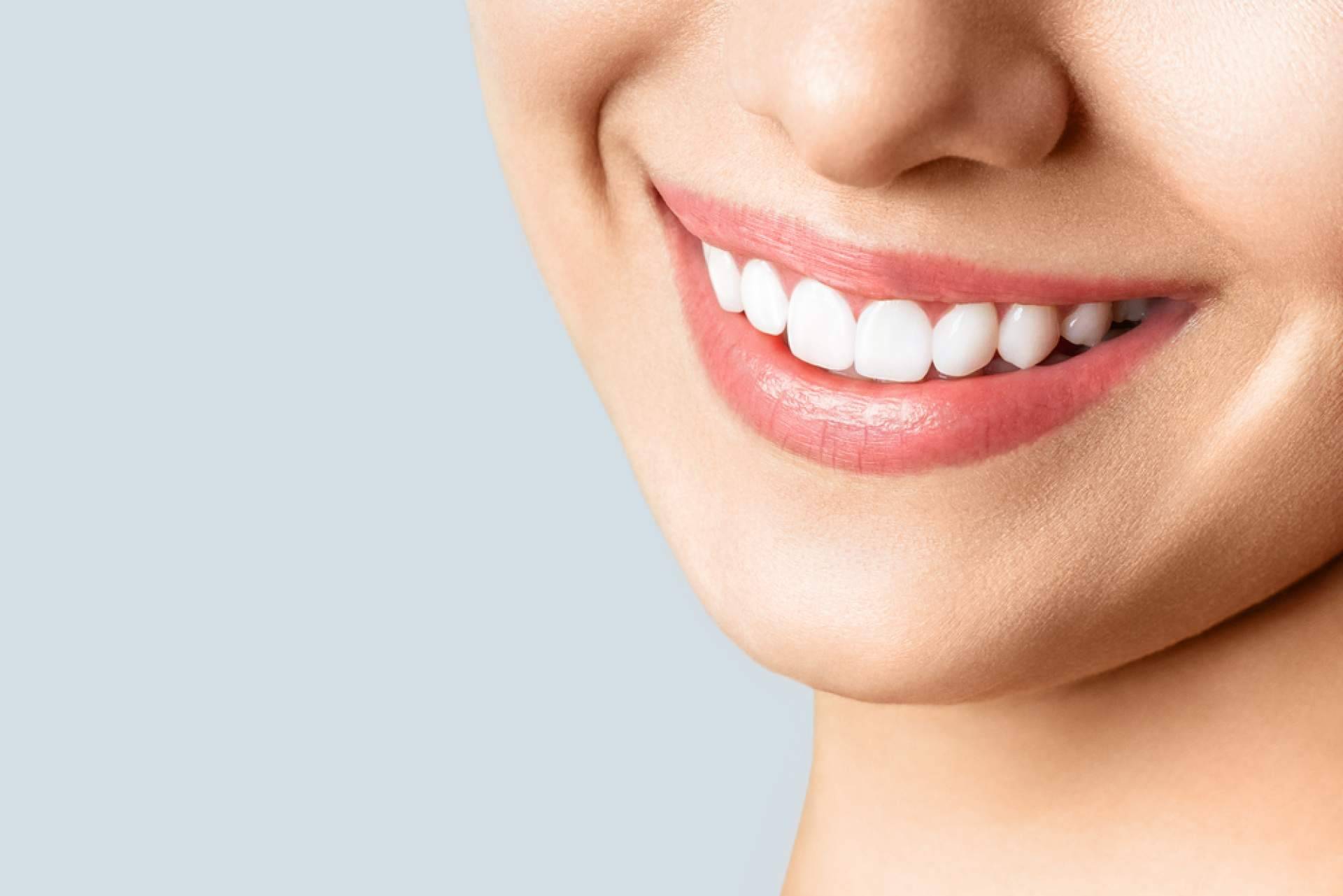 El Doctor Jorge Escobar sobre el diseño de sonrisa y la salud dental