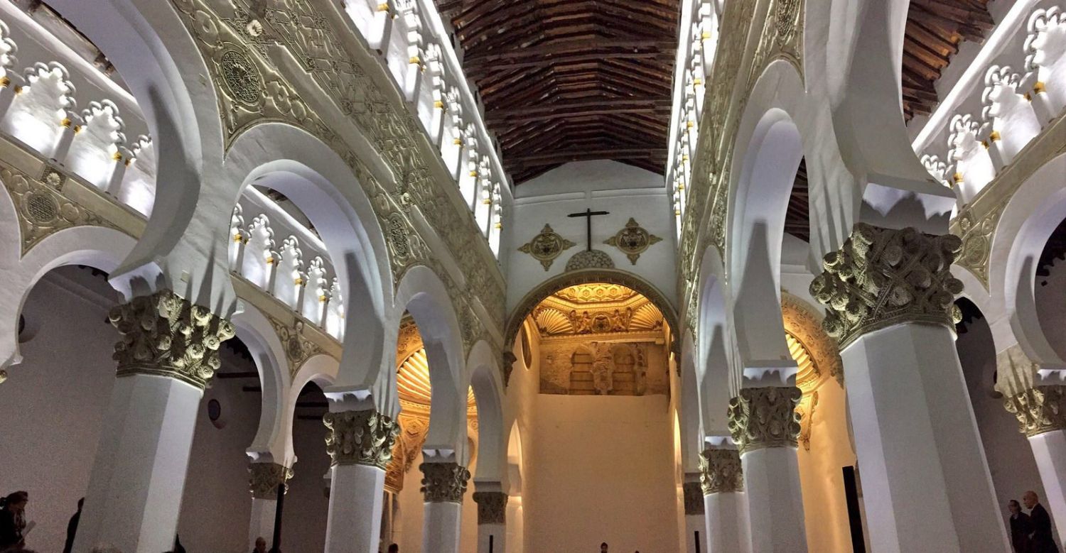 La iglesia de Santa María la Blanca: Descubre la arquitectura mudéjar en el corazón de Toledo