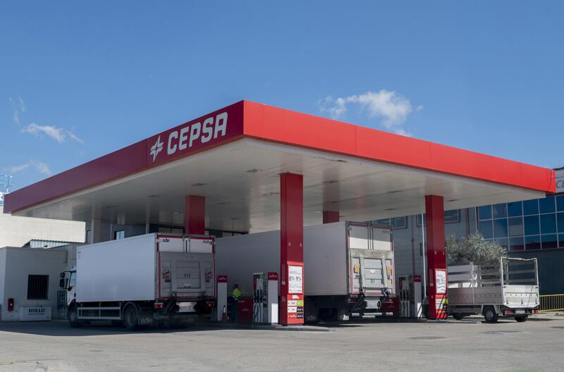 Cepsa eleva su beneficio neto un 66,4% en 2022 y duplicará inversiones hasta 2025, con más de 3.600 millones