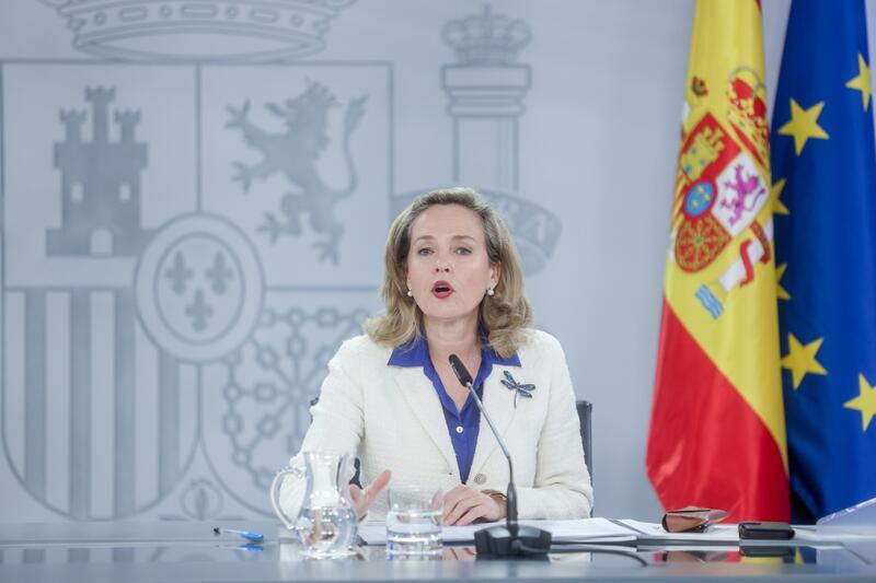 Calviño defiende la ‘ley de paridad’: «Nos va a hacer mejores desde el punto de vista económico y social»