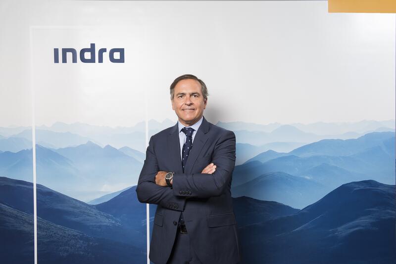 Indra se desploma casi un 7% tras acordar un plan de sucesión con su CEO Ignacio Mataix