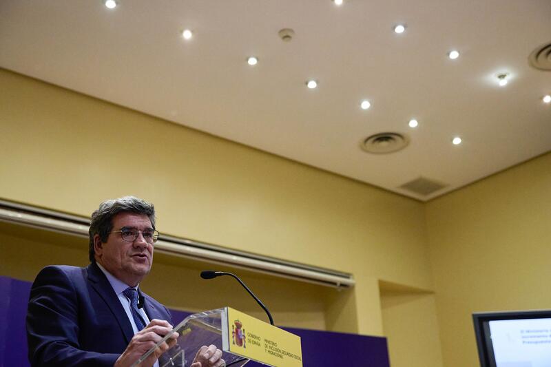 El Gobierno propone que la pensión pueda calcularse con 25 años cotizados o con 29, excluyendo los dos peores