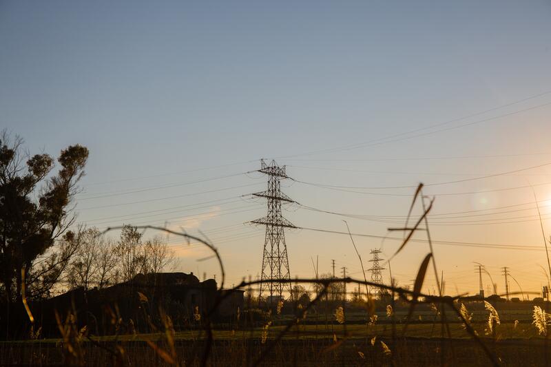 El precio de la luz subirá este martes un 9%, hasta los 111,91 euros/MWh